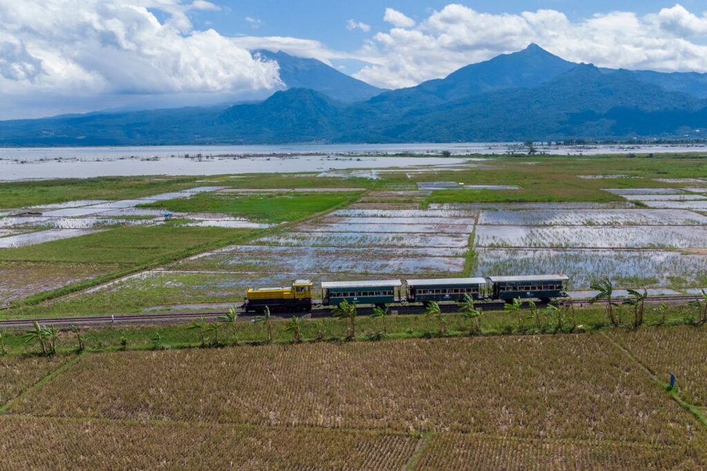 Kawasan wisata di kabupaten semarang, Rawa Pening