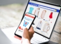 Psikologi Konsumen di E-Commerce: Faktor yang Mendorong Orang Melakukan Pembelian