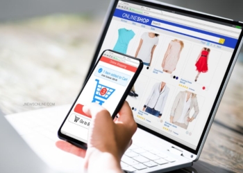 Psikologi Konsumen di E-Commerce: Faktor yang Mendorong Orang Melakukan Pembelian
