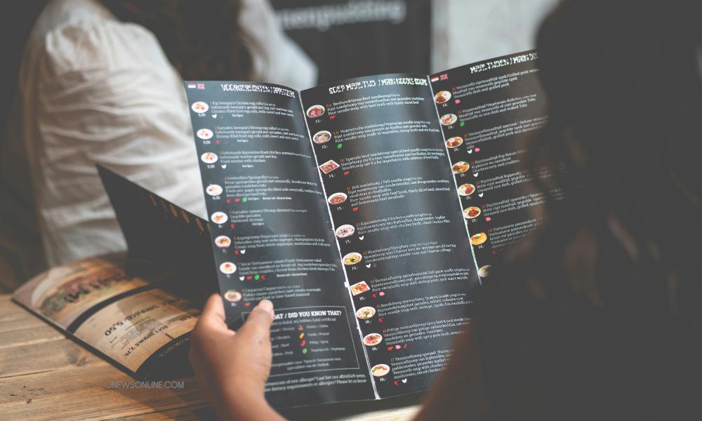 Cara Membuat Buku Menu, dari Menentukan Isi hingga Desain